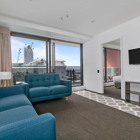 2 Bedroom Apt W/ Private Balcony + Netflix Near Spark! Auckland Kültér fotó